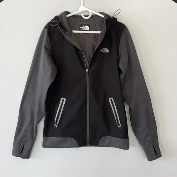 Like New Men’s North Face Jacket Size Small - Picture 12 of 16
